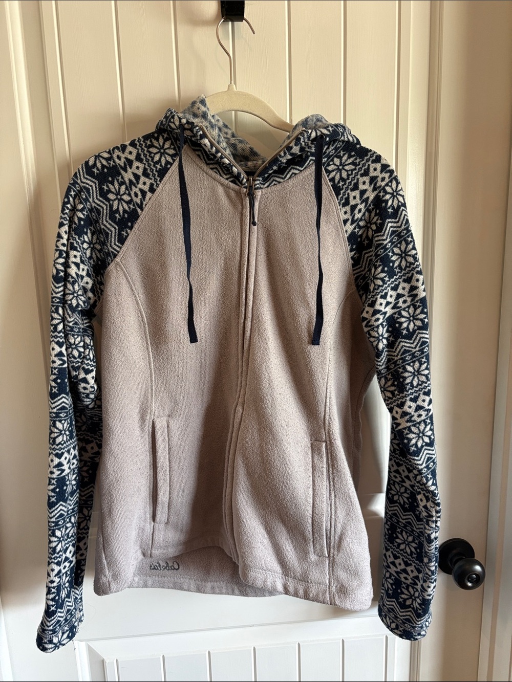 Cabala’s Women’s Fleece Hoodie with Navy Patterned Sleeves